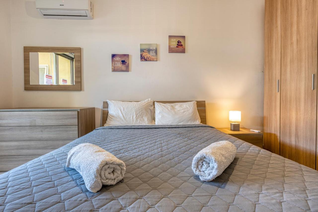 Entire Apartment For Your Holiday Tal-Hriereb Екстер'єр фото