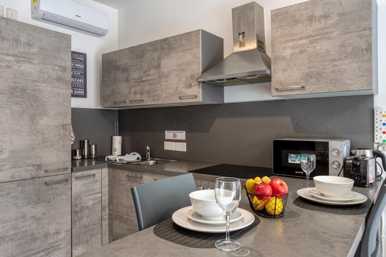 Entire Apartment For Your Holiday Tal-Hriereb Екстер'єр фото